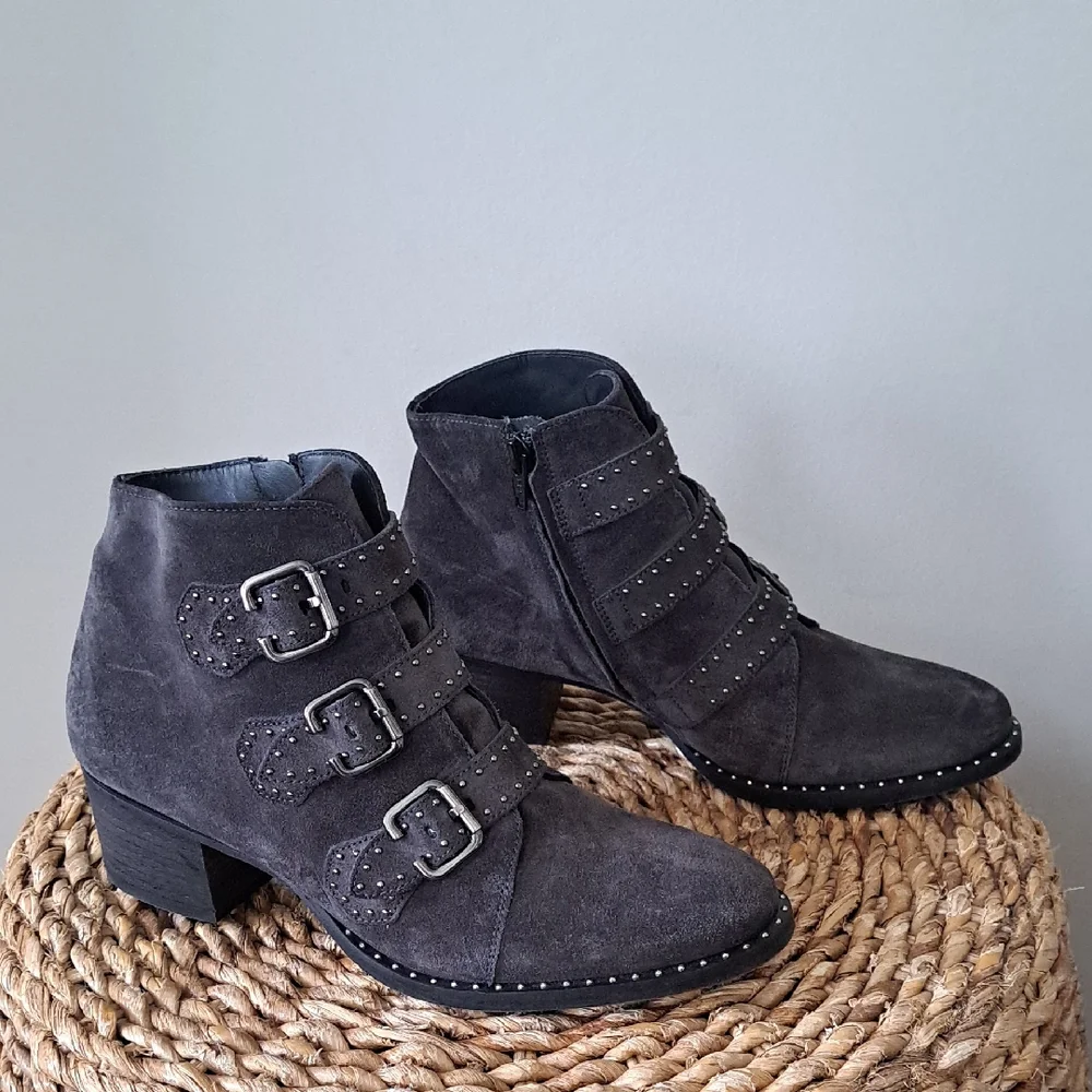 Paul Green Womens Soho Grey Suede Moto‎ Stud/Buckle Ankle Boots 5/US7.5